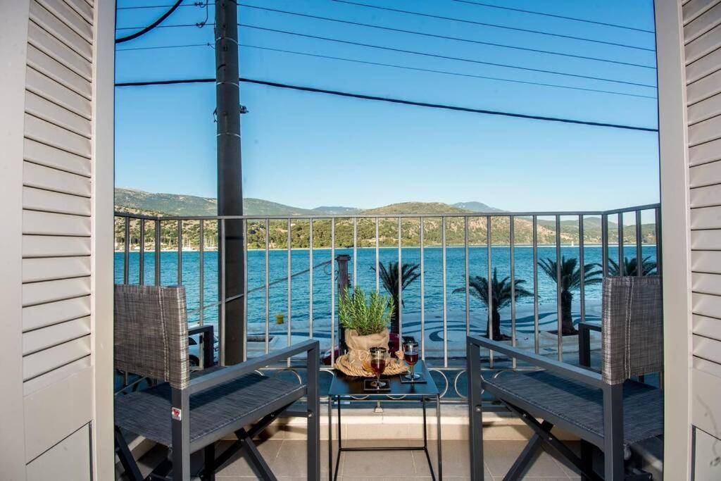 A & B Minimal Suite With Sea View In Argostoli Εξωτερικό φωτογραφία