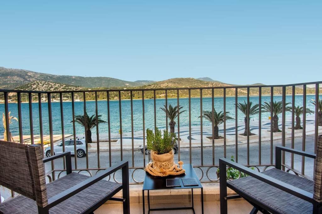 A & B Minimal Suite With Sea View In Argostoli Εξωτερικό φωτογραφία