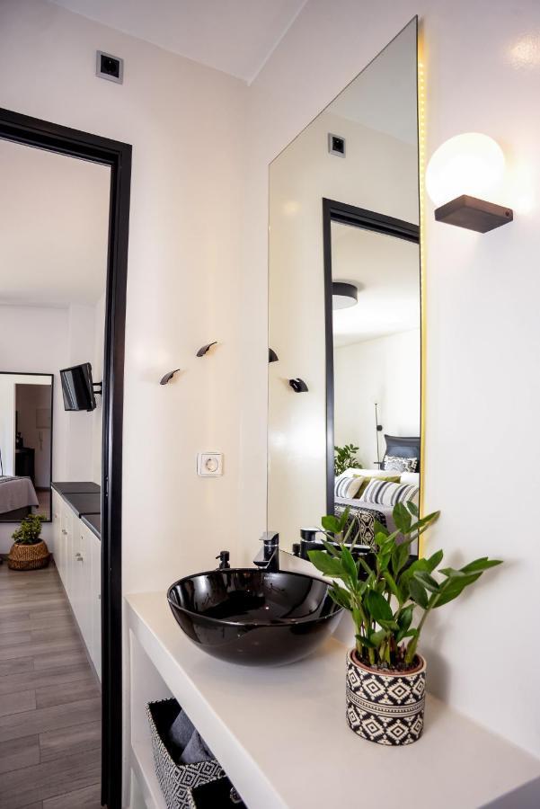 A & B Minimal Suite With Sea View In Argostoli Εξωτερικό φωτογραφία